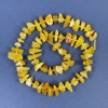 خرزات كهرمان شظايا 9-14x3-6mm +- مع خرز 3mm +- على خيط، الطول 38cm+